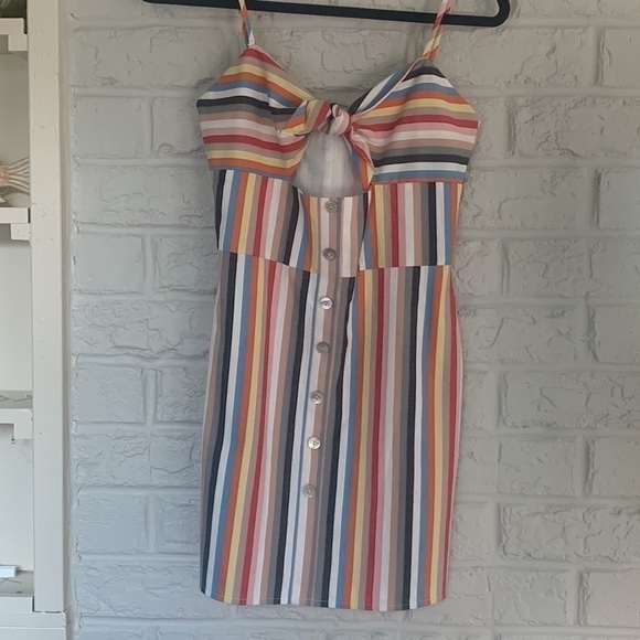 Lovers and Friends Keyhole Front Tie Mini Dress Size Small - Picture 3 of 7